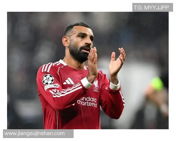 惊天逆转！斯洛特神之一手，萨拉赫“枯坐板凳”背后的战术博弈